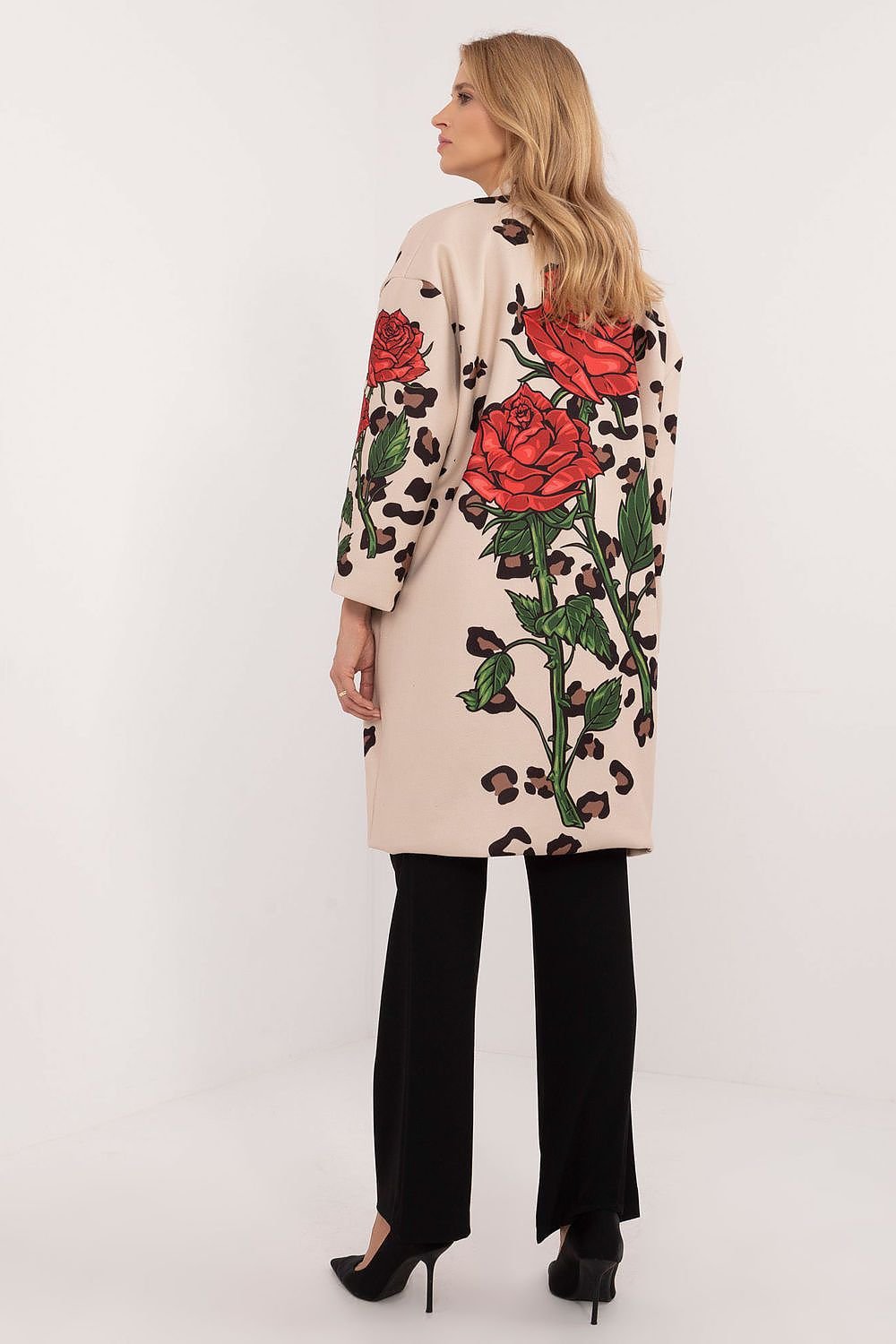 Coat model 202022