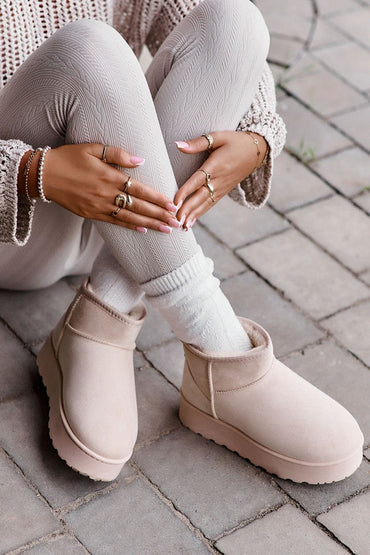 Snow boots model 202218