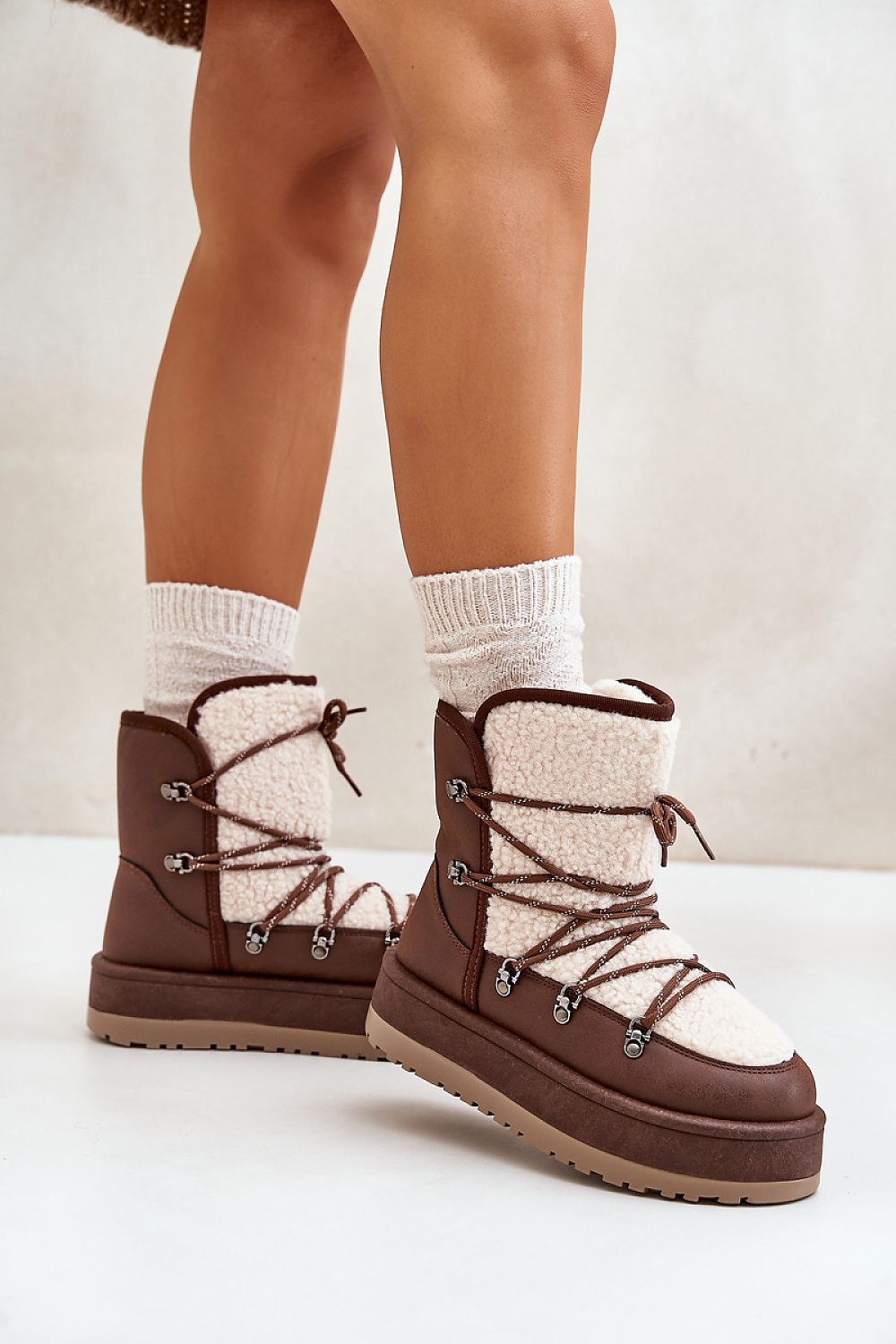 Snow boots model 202222