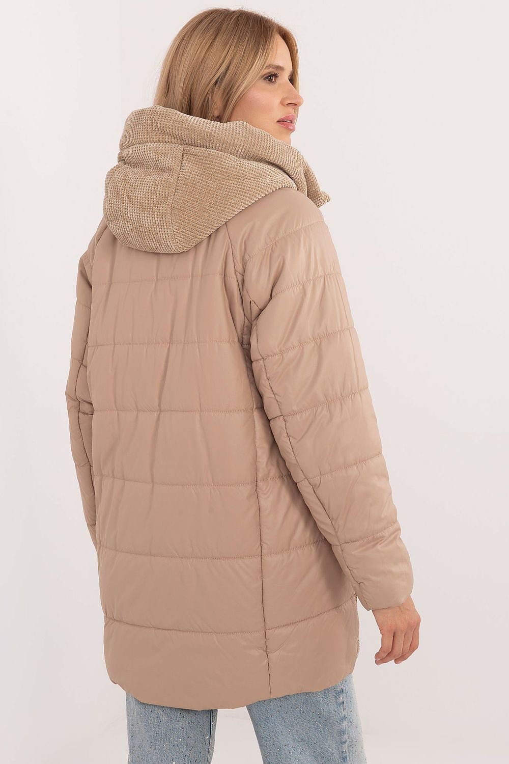 Jacket model 202251