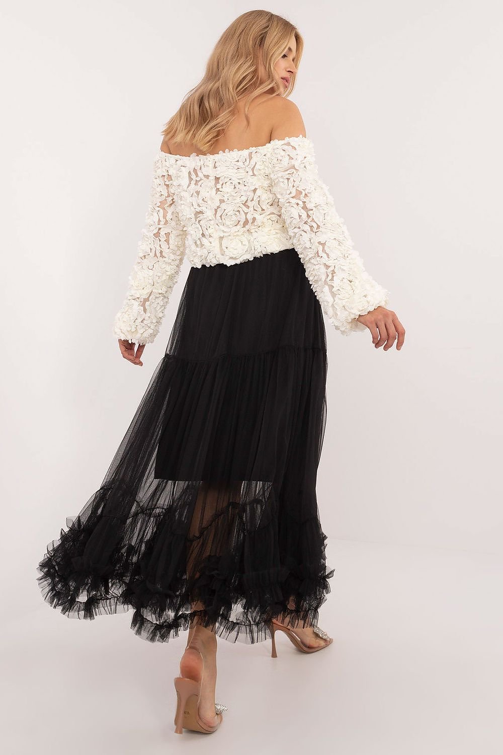 Long skirt model 202266