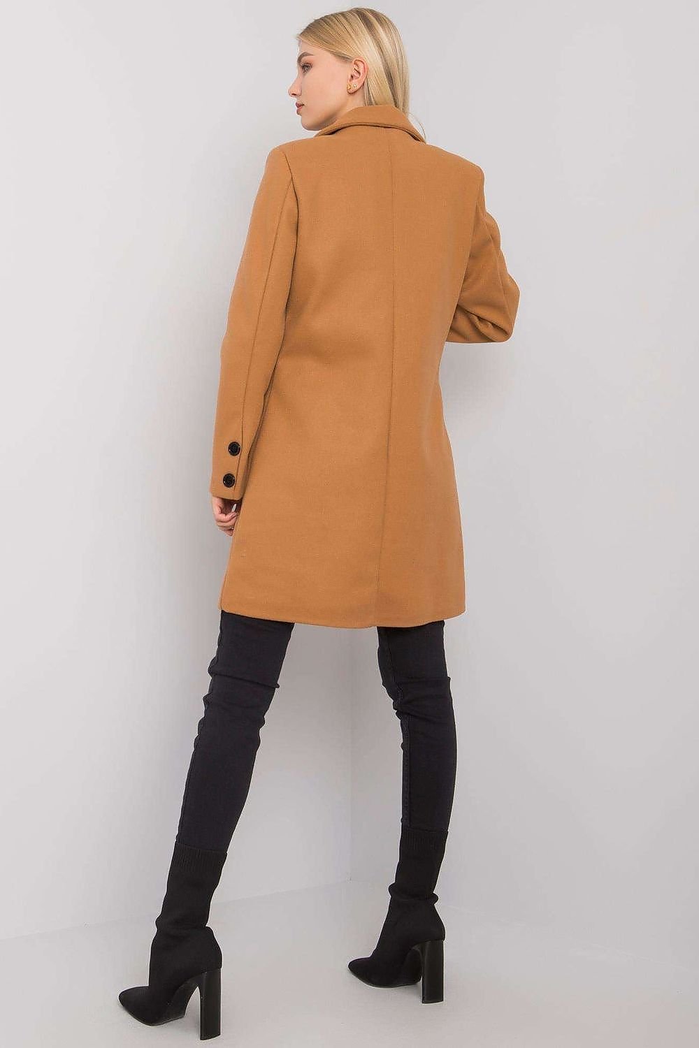 Coat model 202313