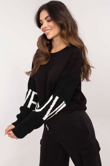 Sweatshirt model 202900