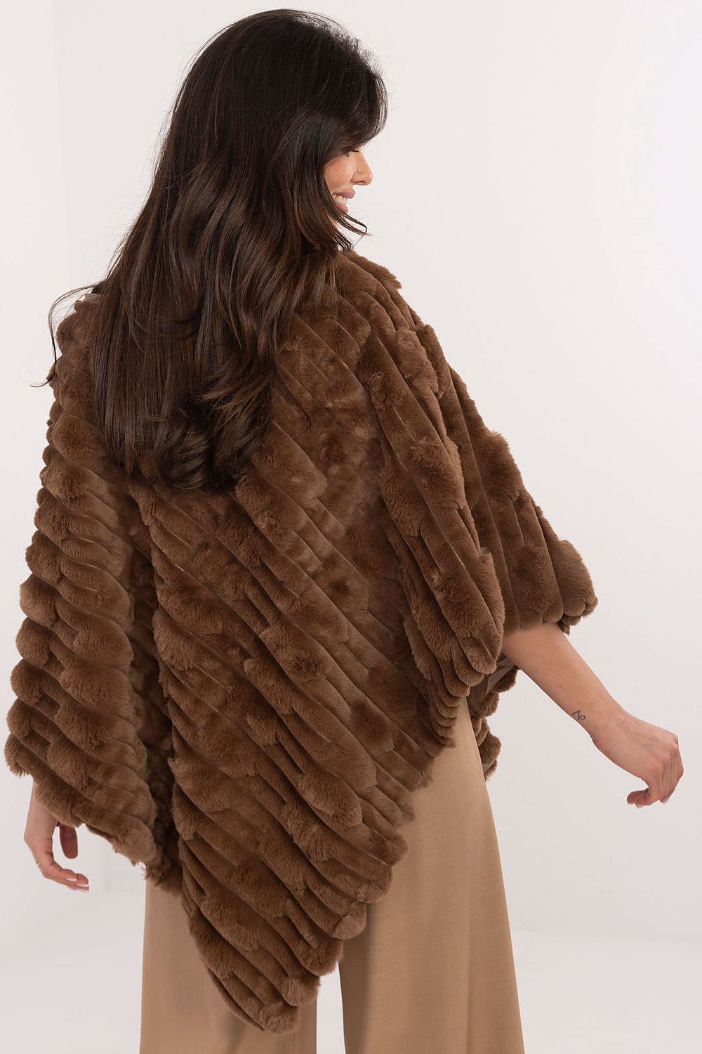 Poncho model 203197