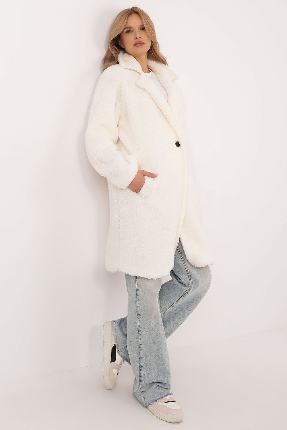Coat model 203854