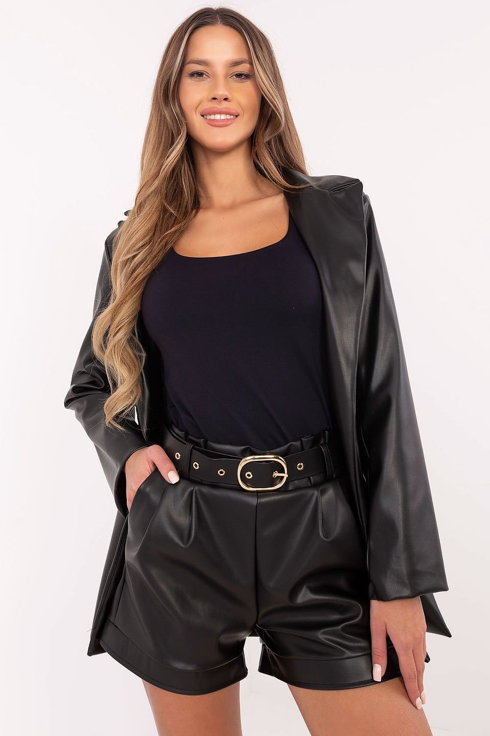 Shorts model 203941