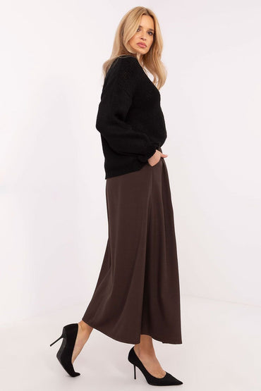Long skirt model 204382