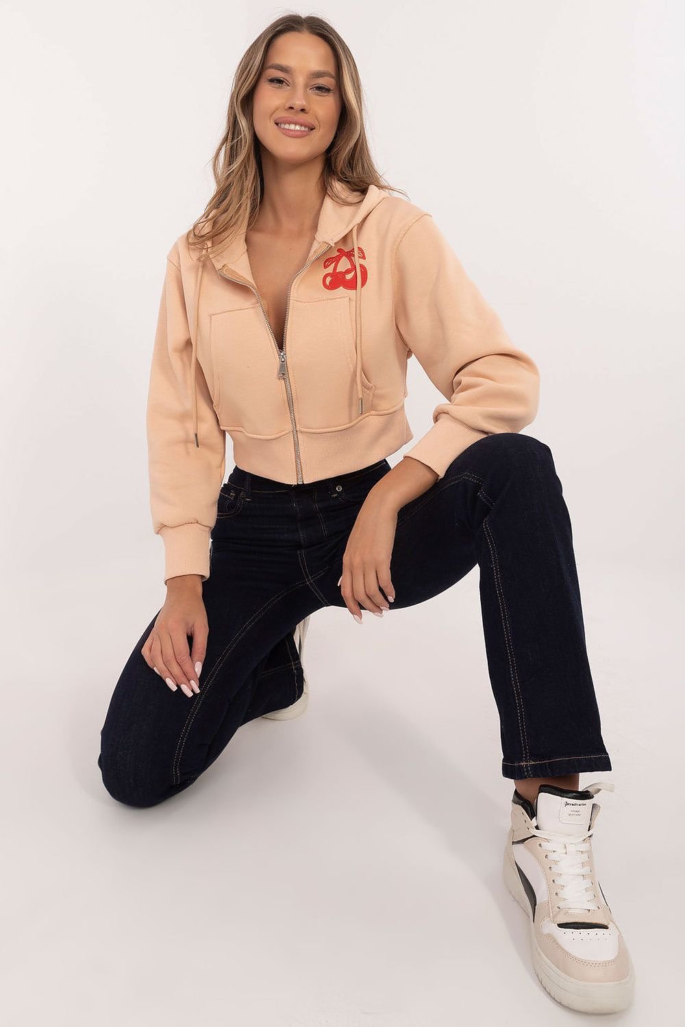 Sweatshirt model 204412