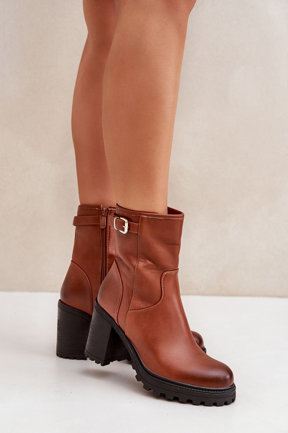 Heel boots model 204673