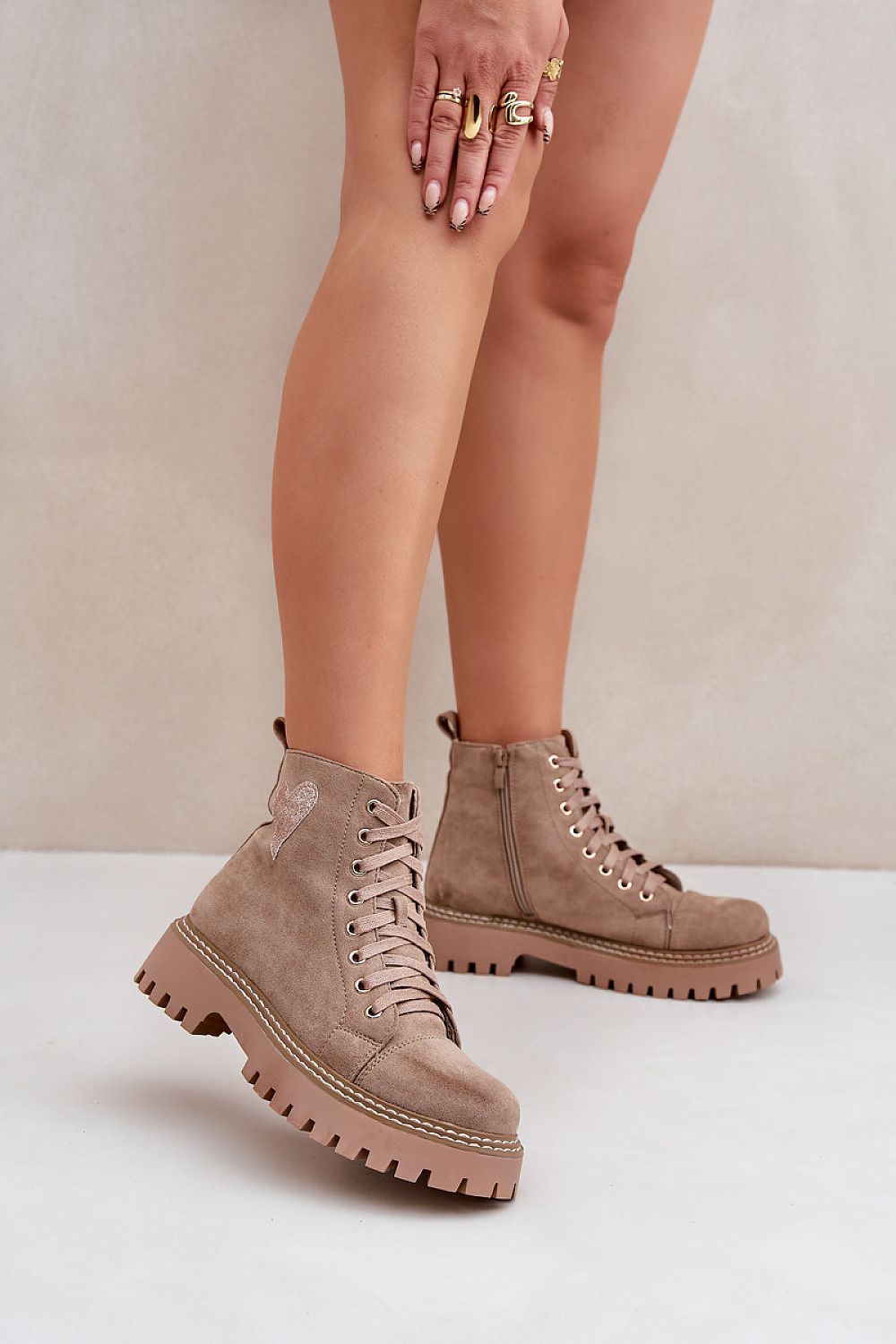 Boots model 204727