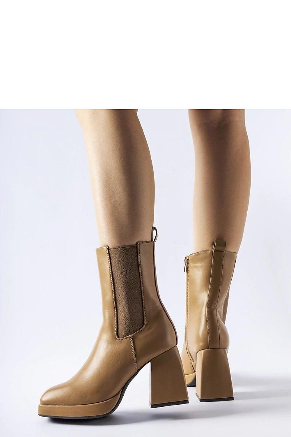 Heel boots model 204732