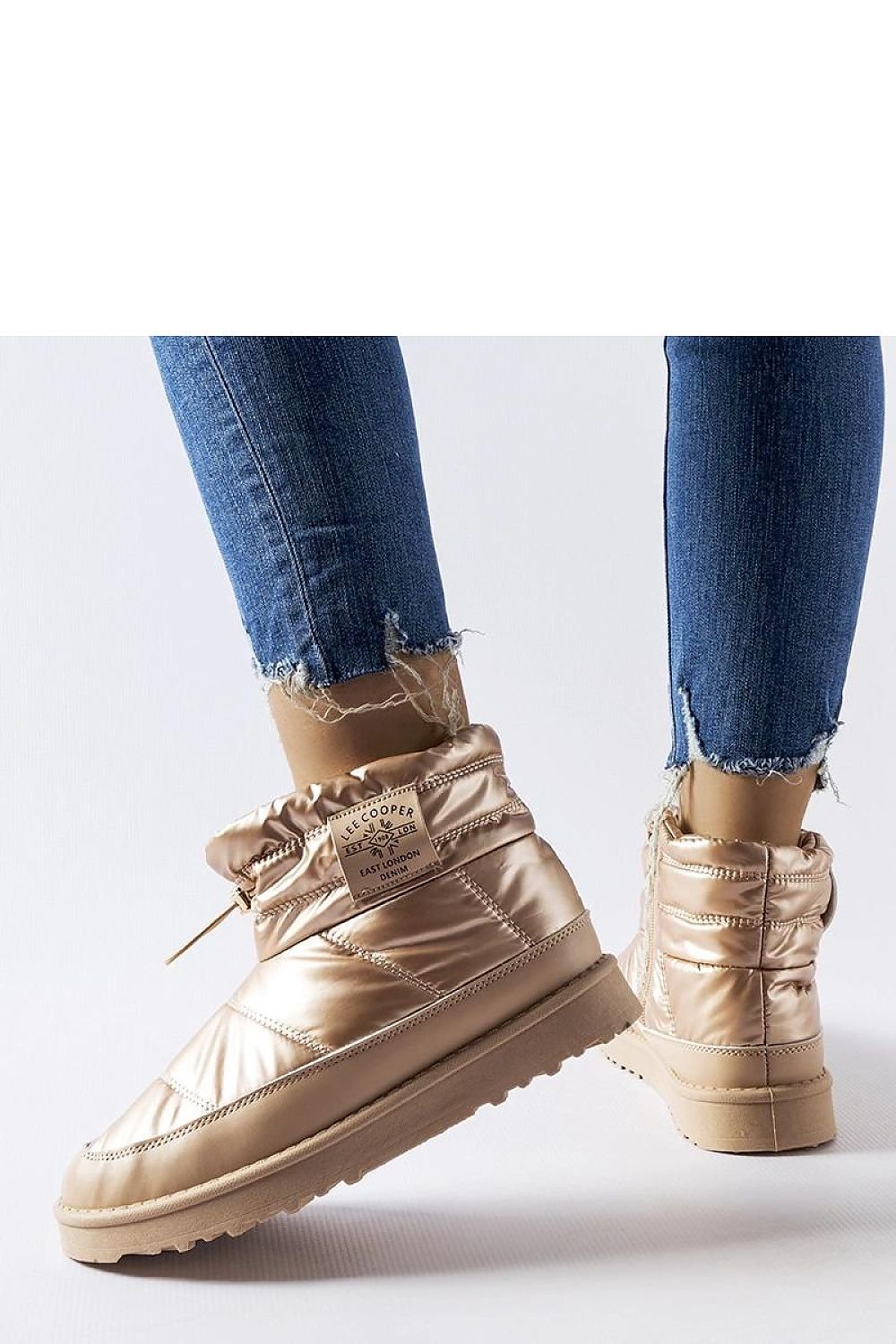 Snow boots model 204745