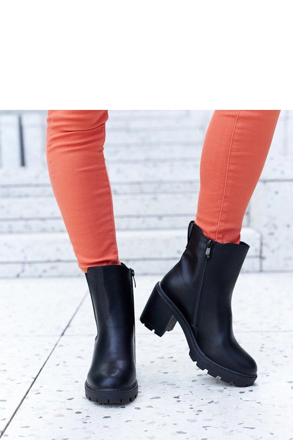 Heel boots model 204766