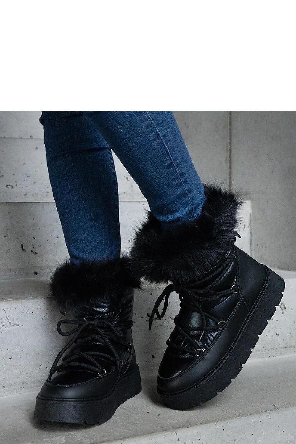 Snow boots model 204799
