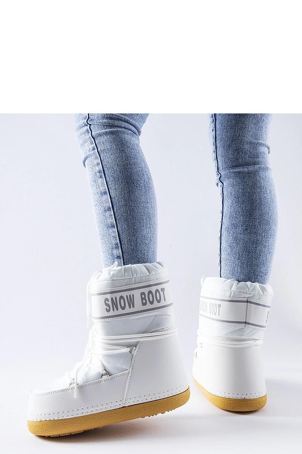 Snow boots model 204808