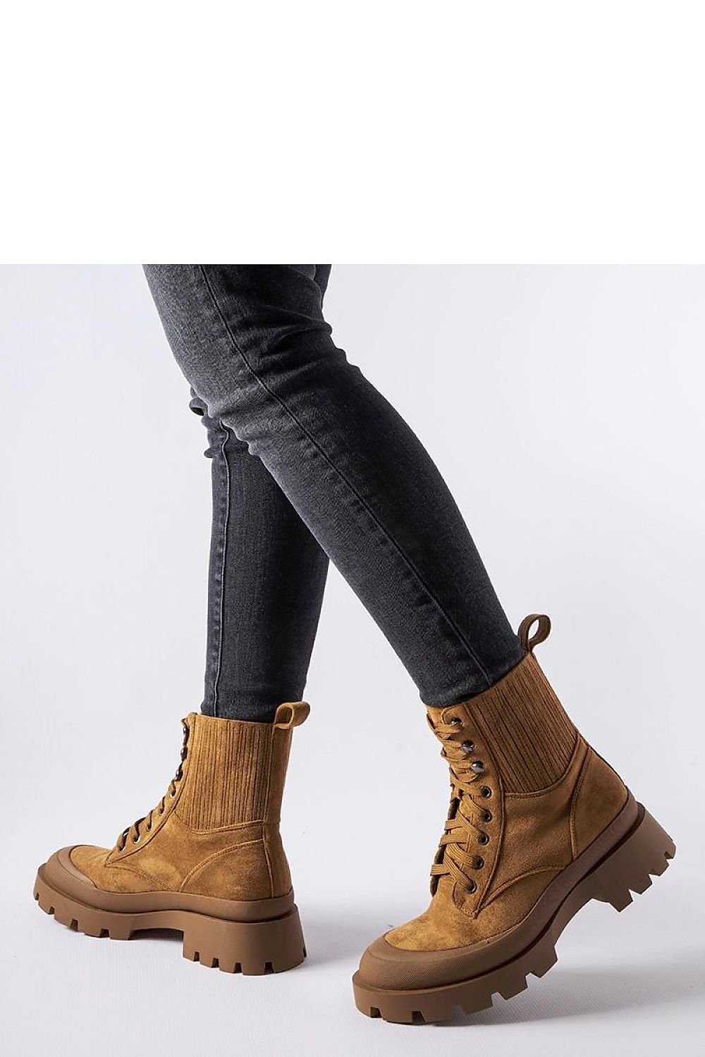 Boots model 204828
