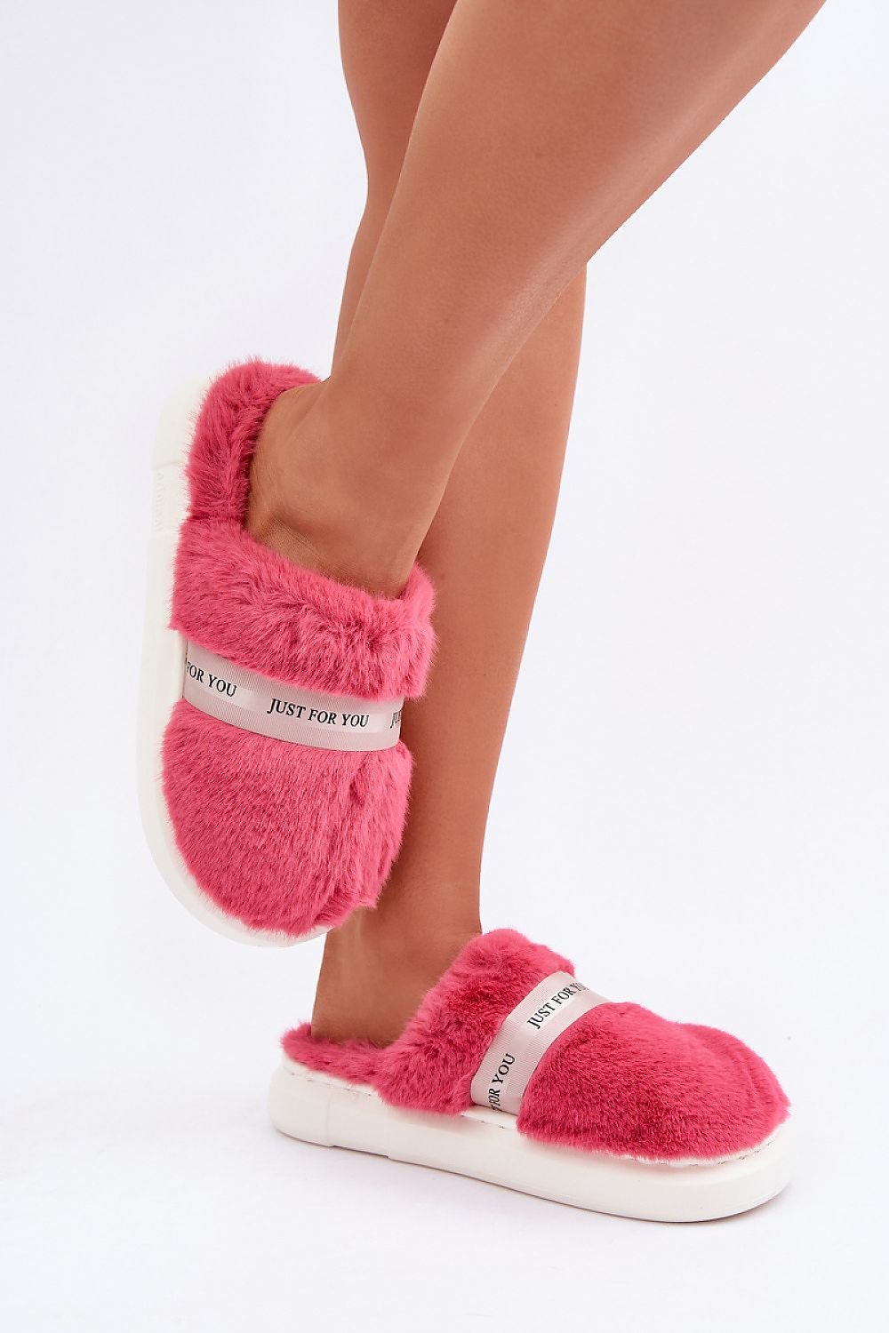 Slippers model 204934