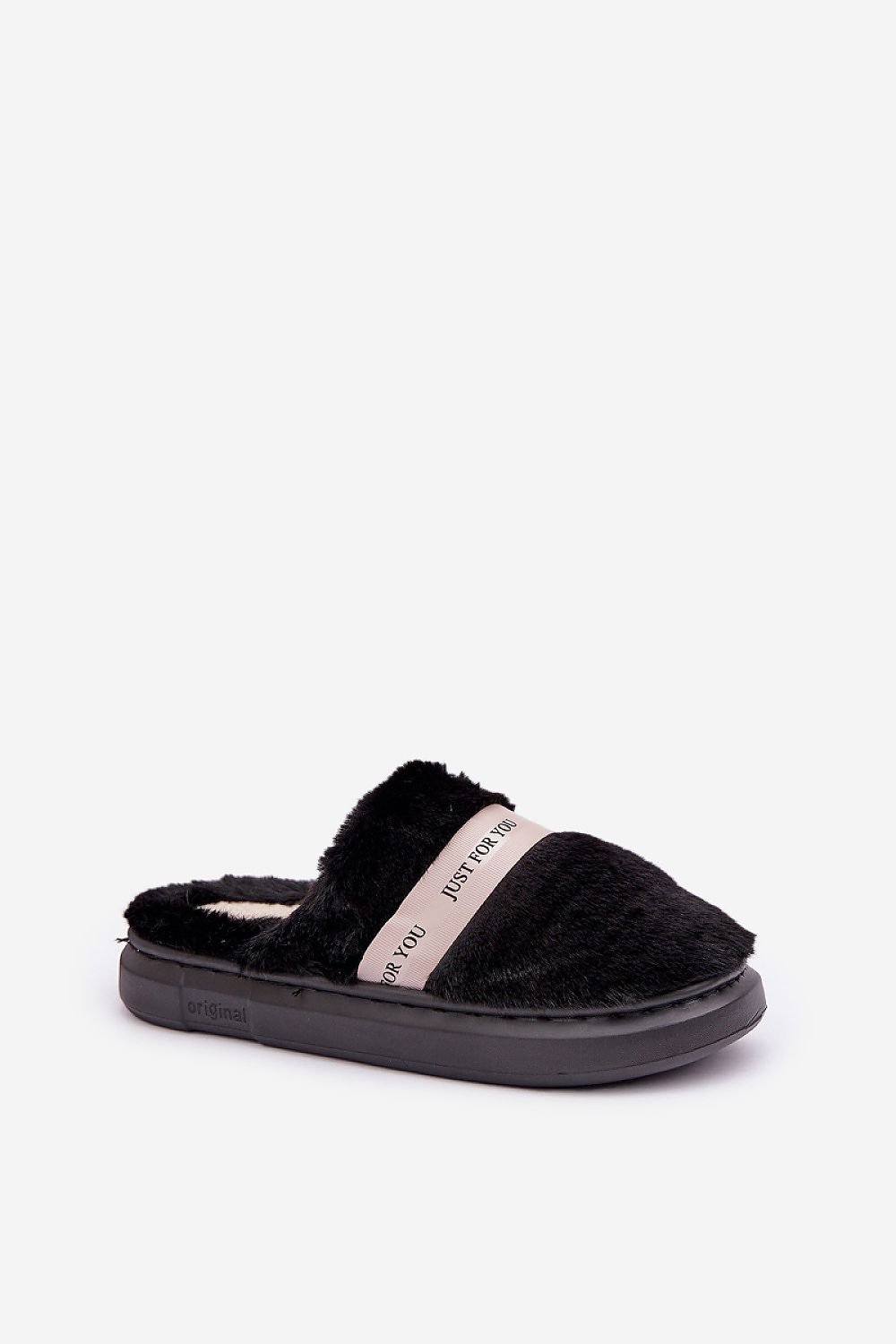 Slippers model 204935