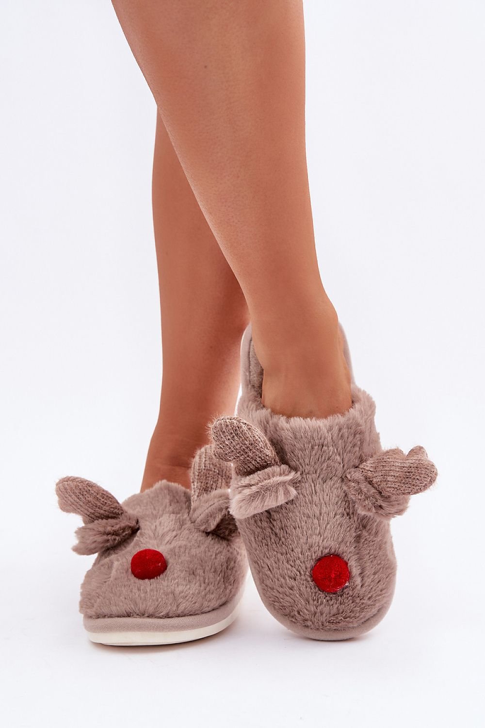 Slippers model 204939