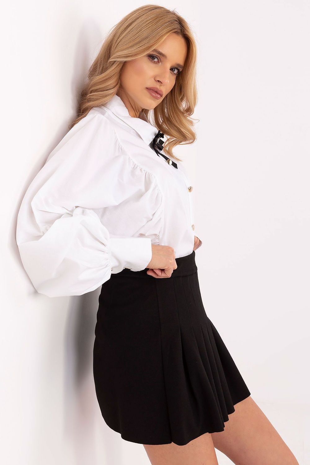 Short skirt model 204961