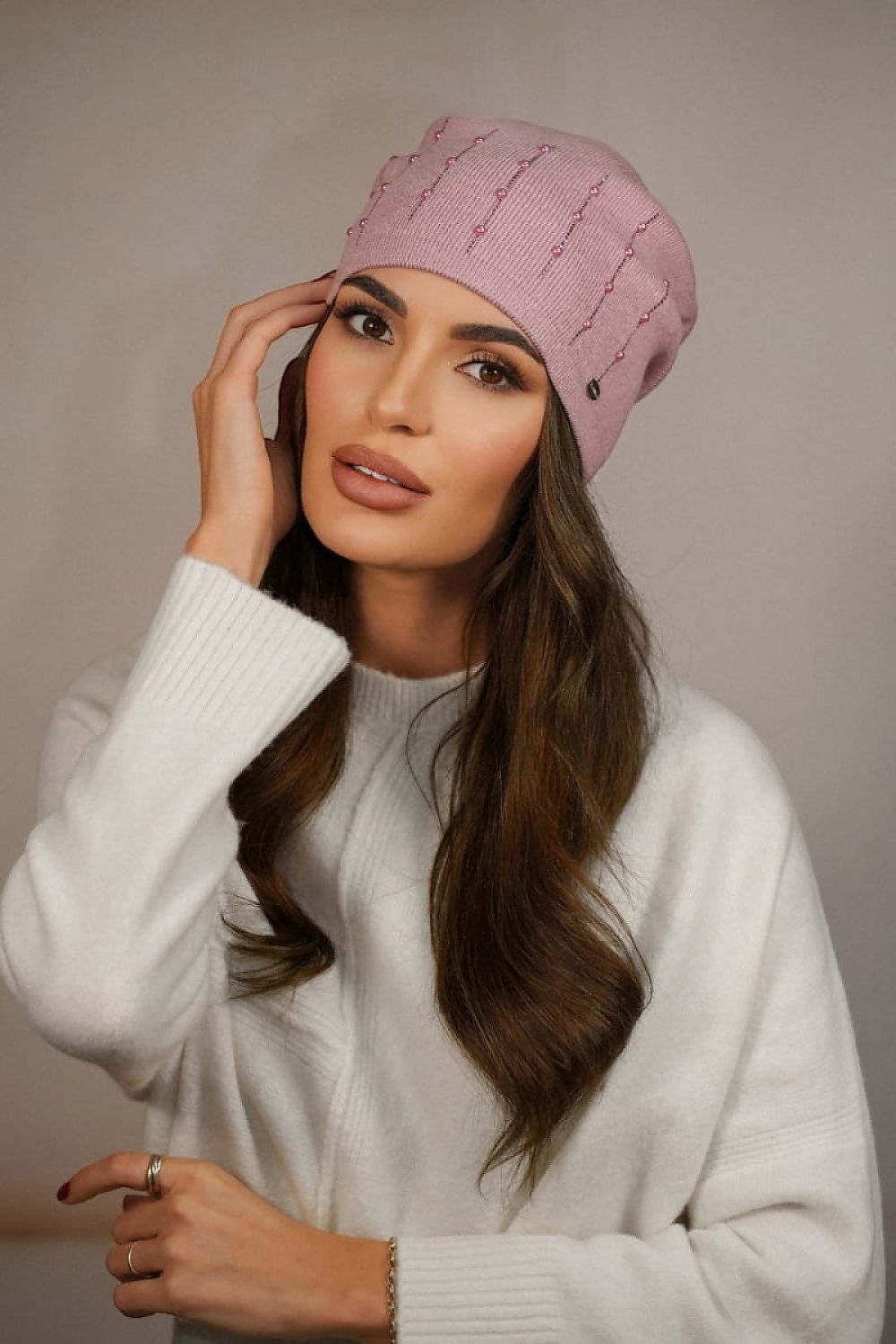 Cap model 205208