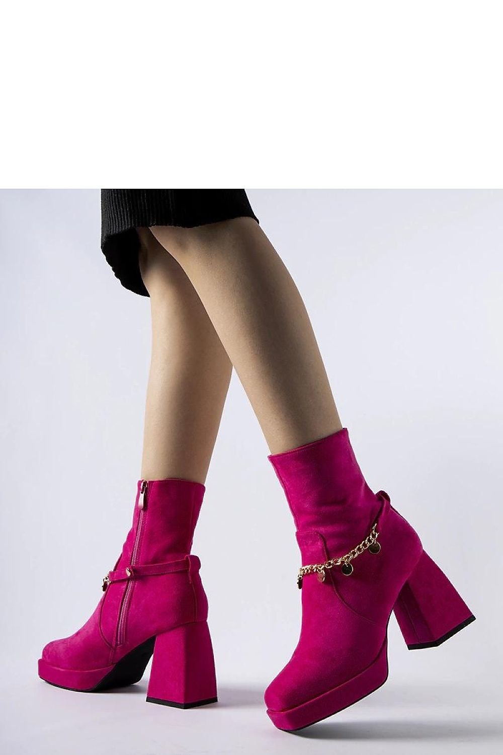 Heel boots model 205843