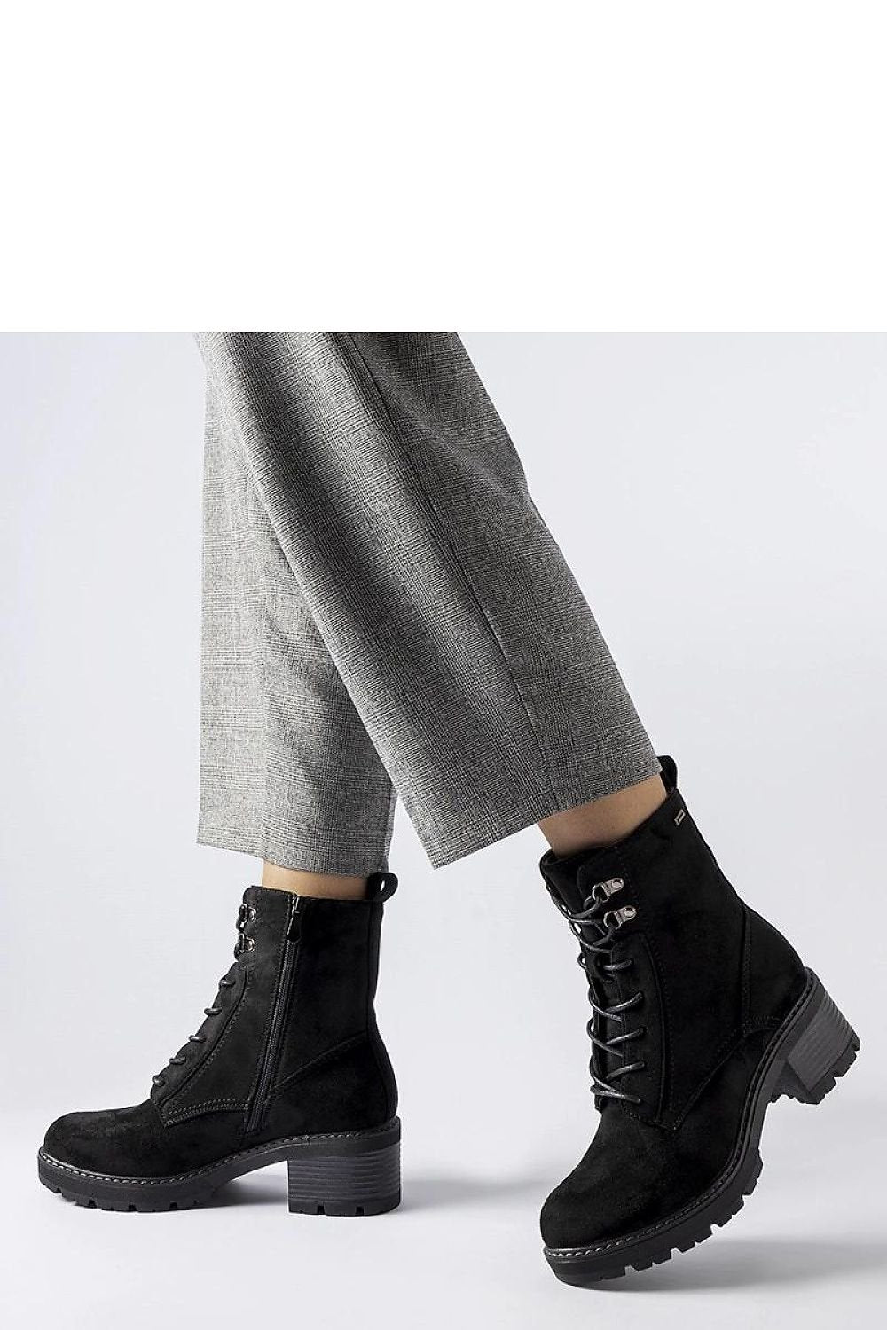 Heel boots model 205852