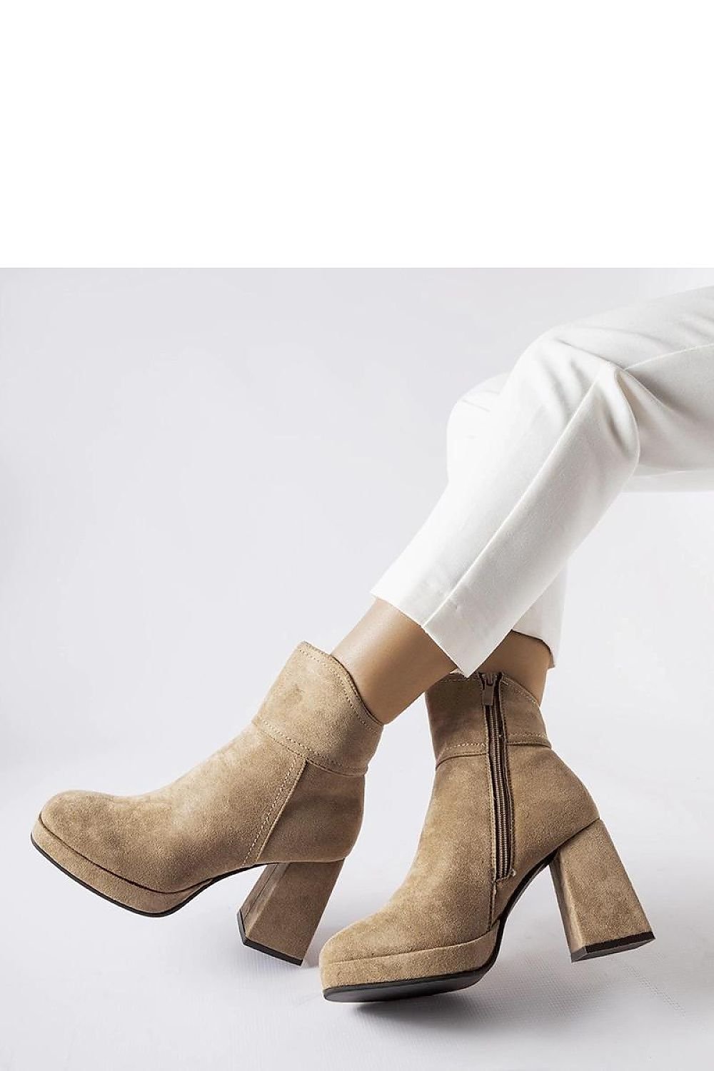 Heel boots model 205870