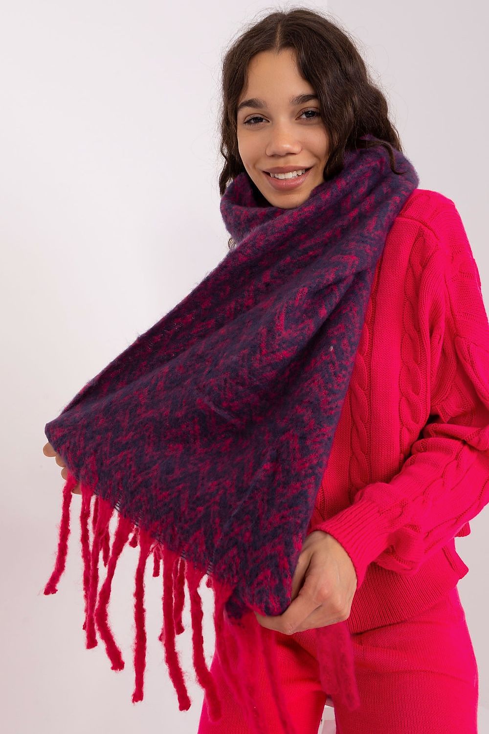 Shawl model 205971