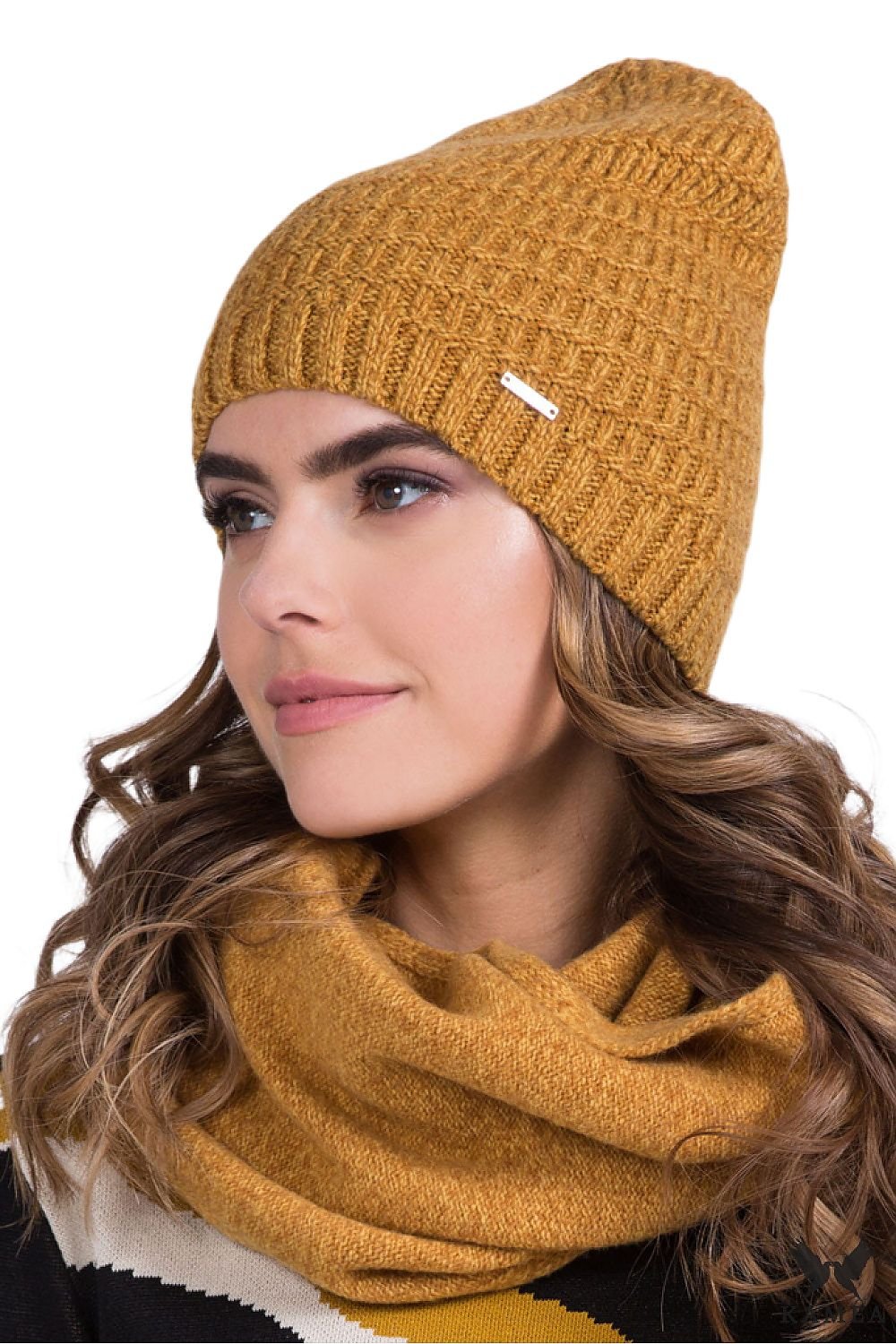 Cap model 205682