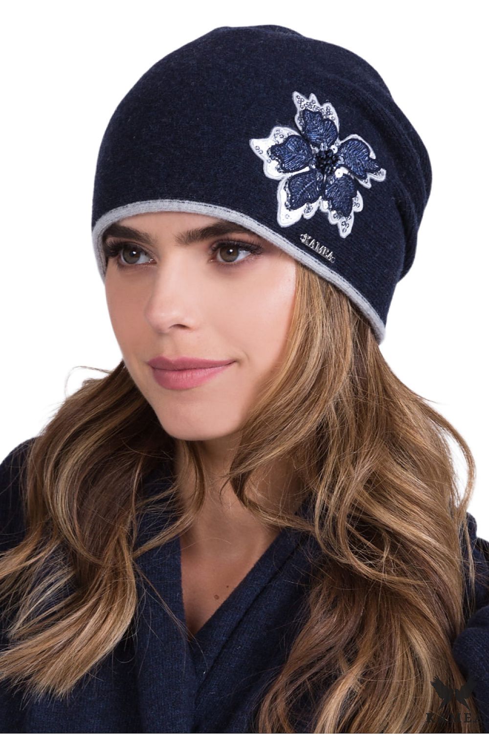 Cap model 205697