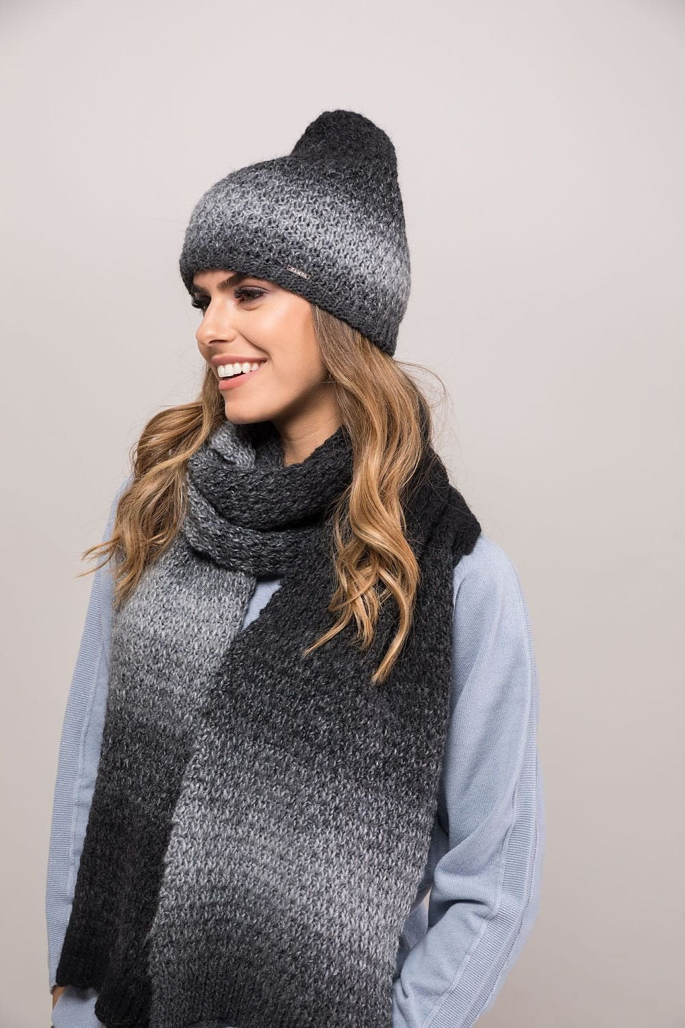 Cap model 205718