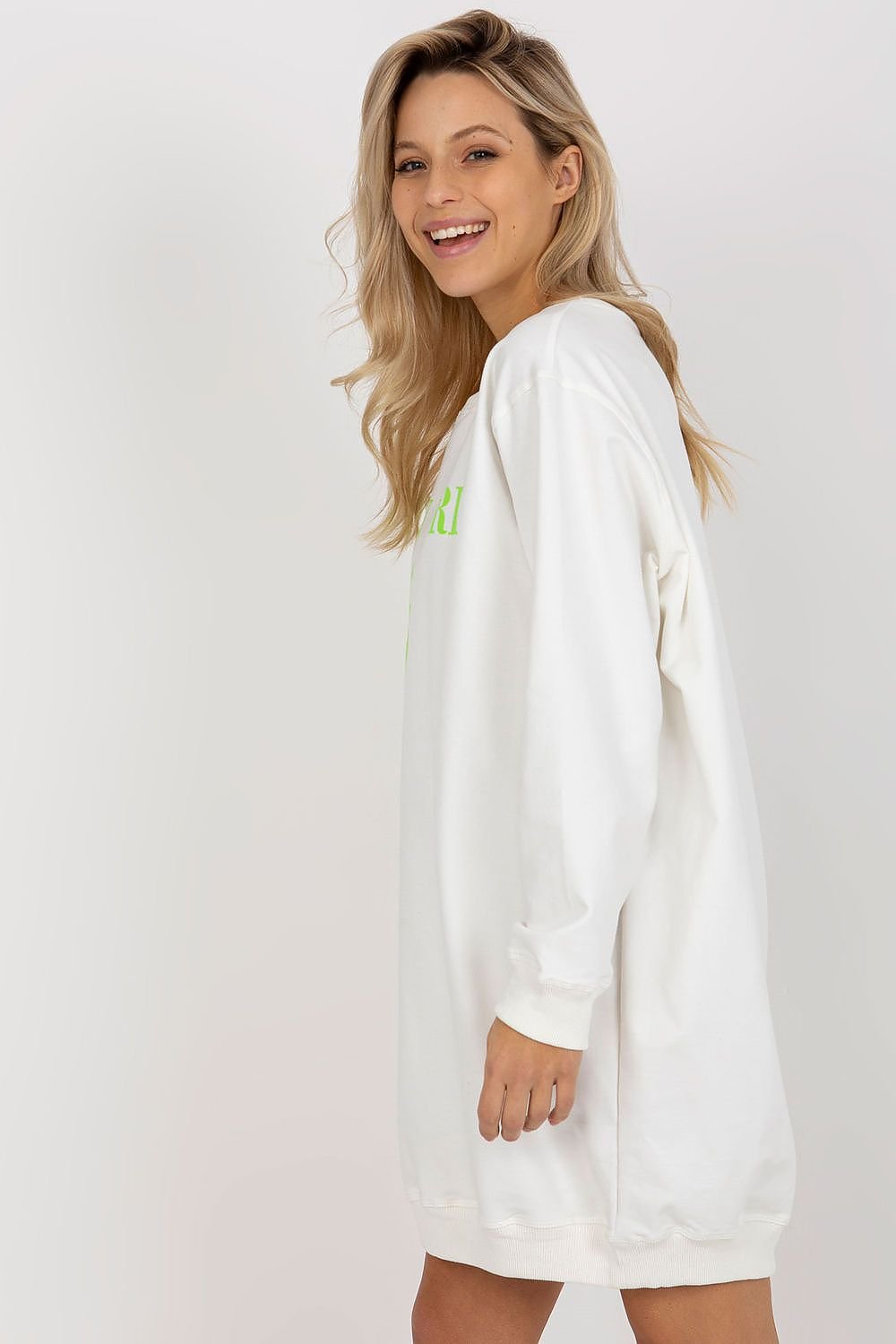 Sweatshirt model 206001