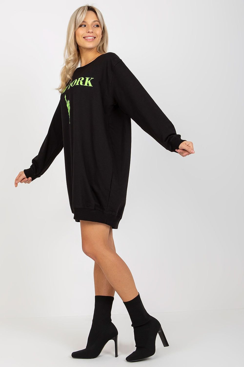 Sweatshirt model 206022