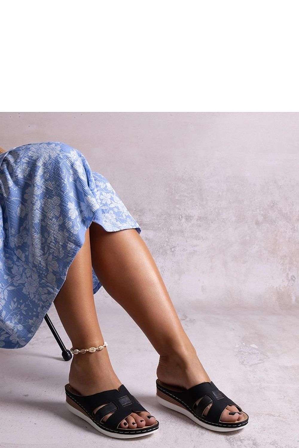 Buskin boots model 206453