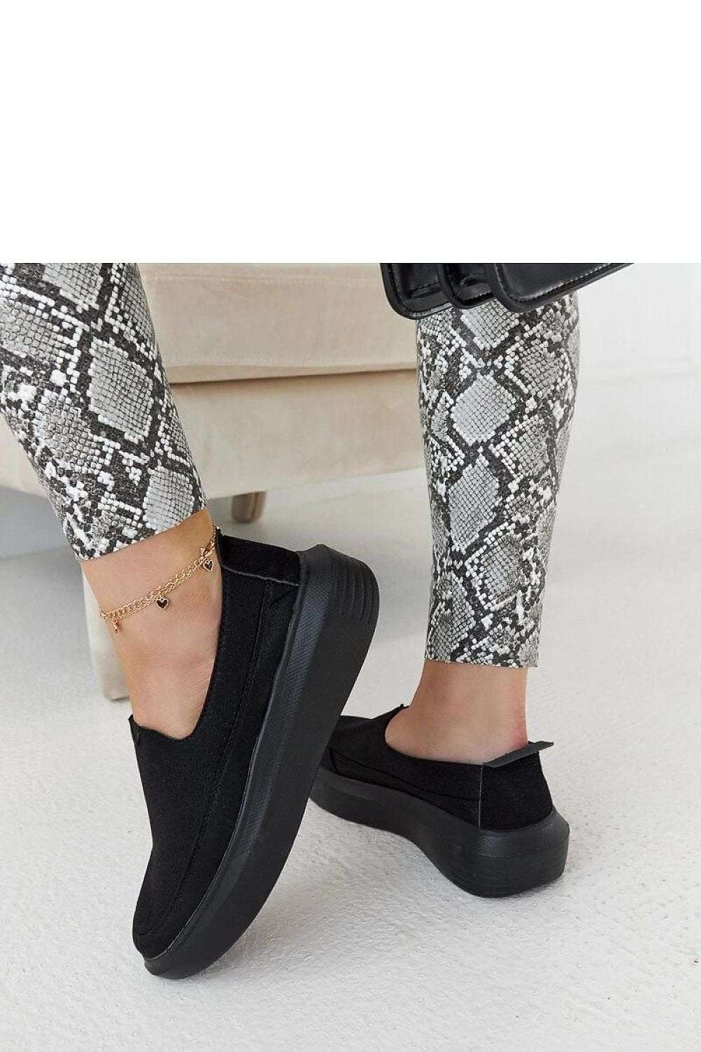 Low Shoes model 206474
