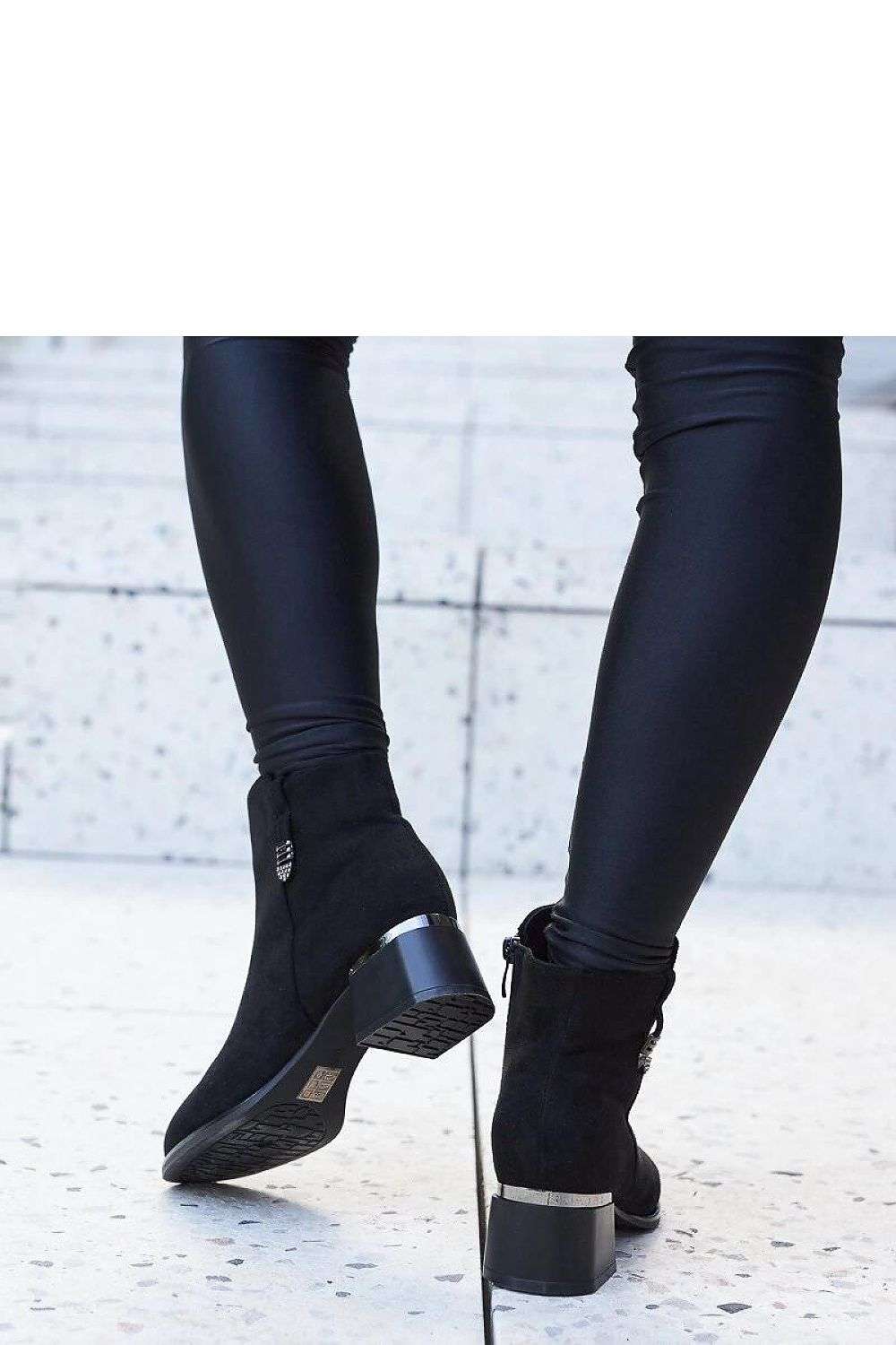 Heel boots model 206549