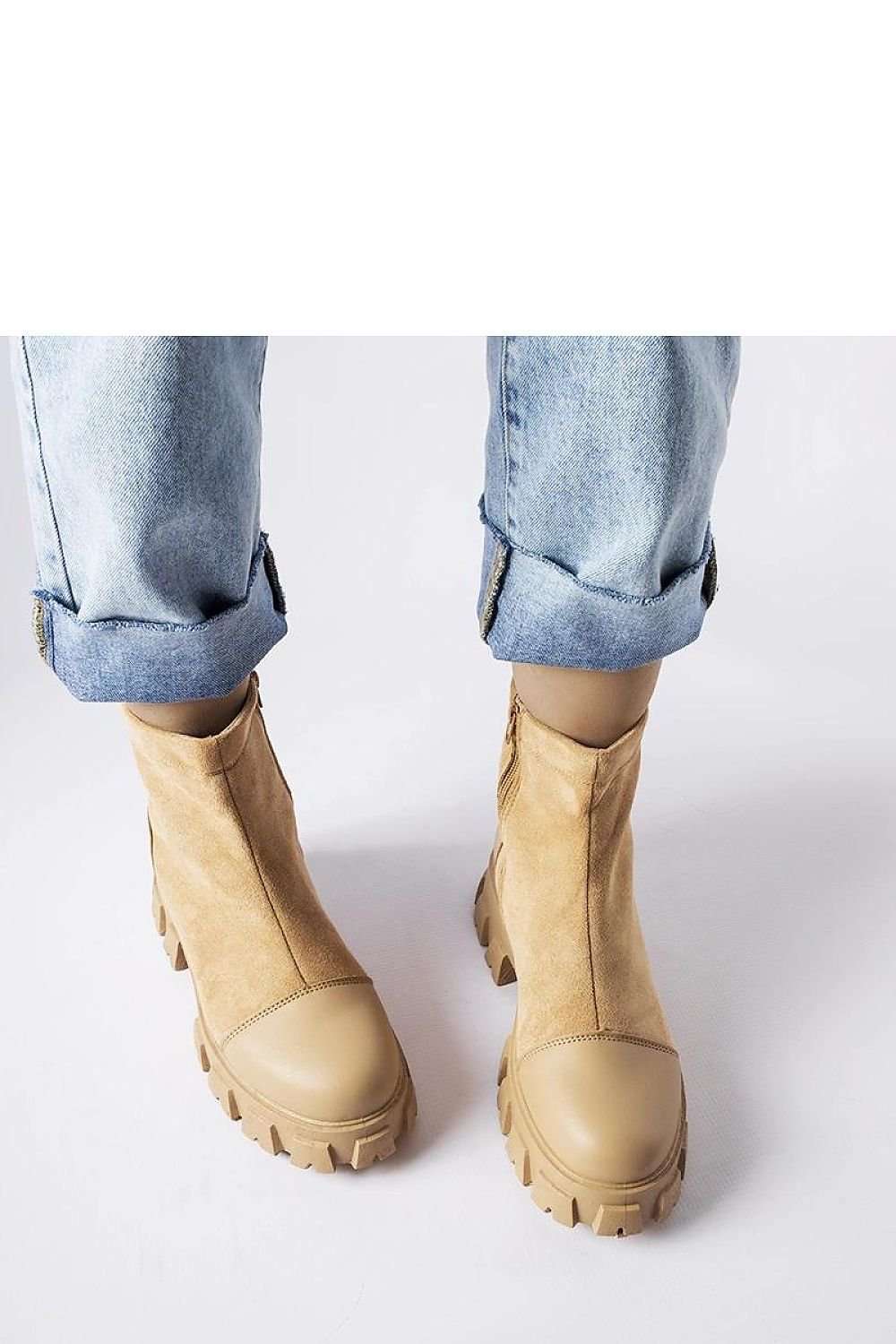 Boots model 206559