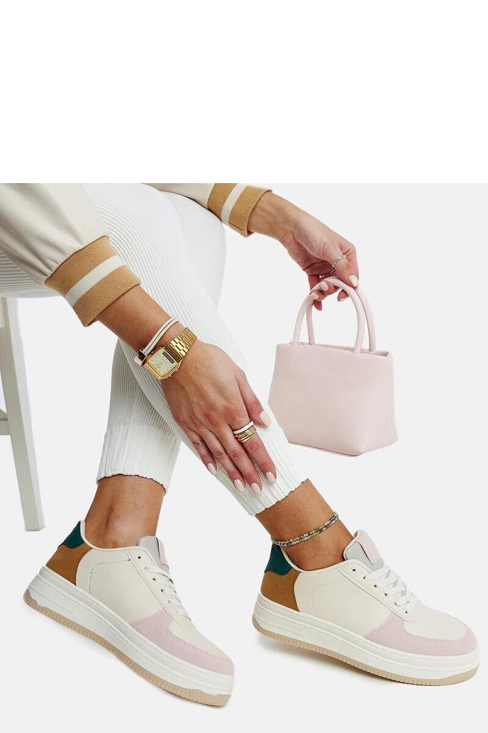 Sneakers model 207404 Solea