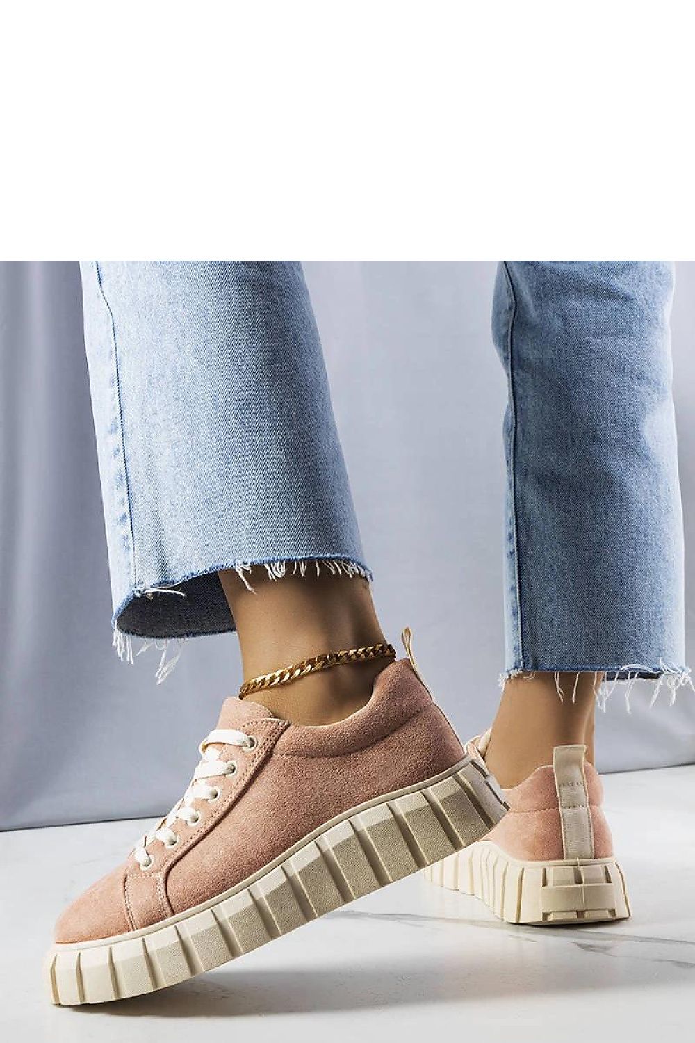 Sneakers model 207982 Solea