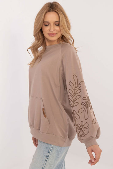 Sweatshirt model 208236 Relevance