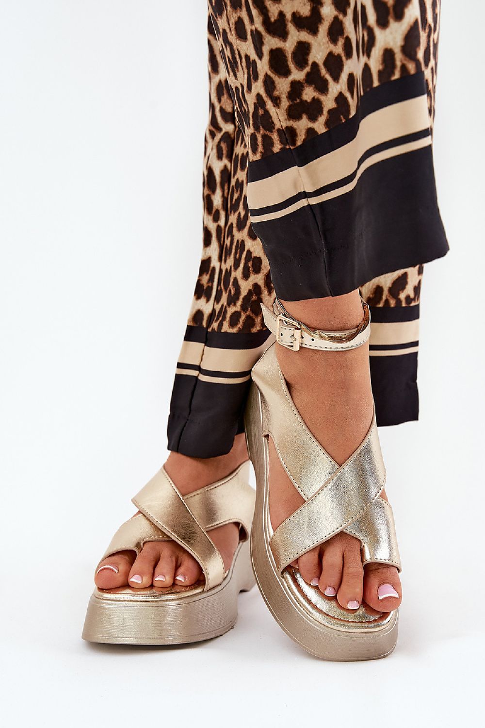 Buskin model 209889 Step in style