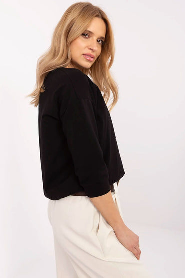 Blouse model 210646 Relevance