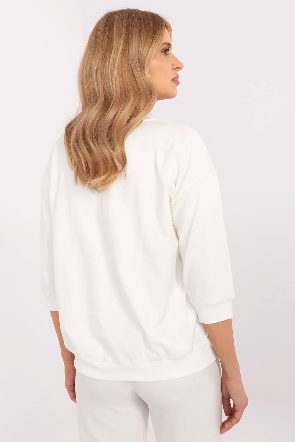 Blouse model 210649 Relevance