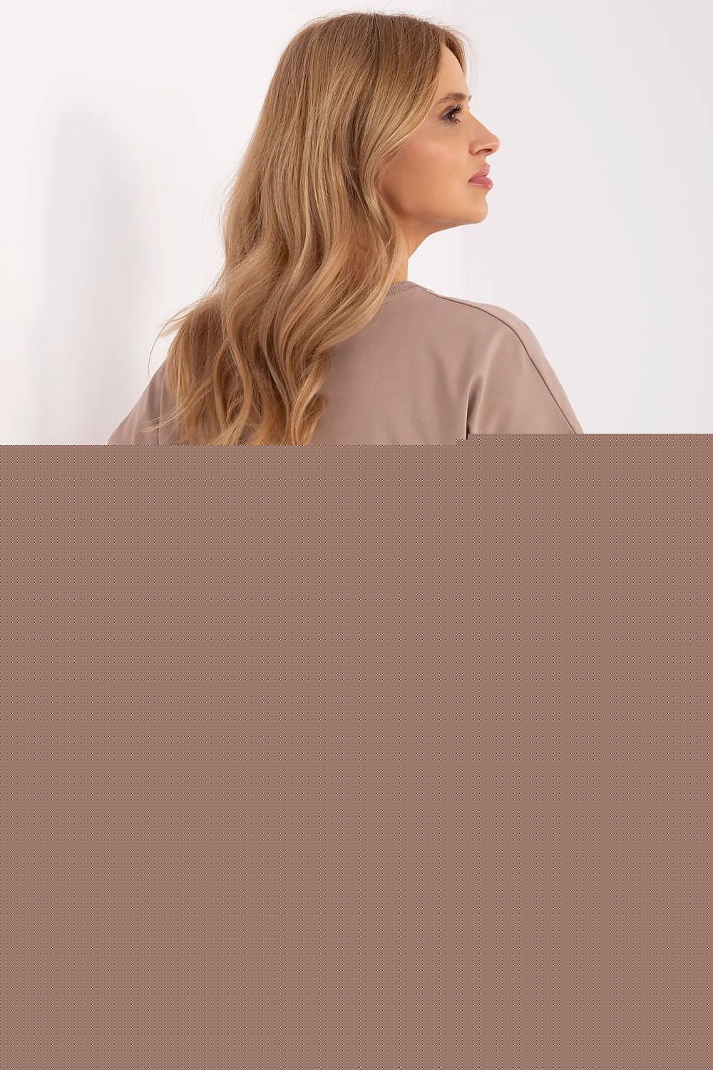Blouse model 210651 Relevance
