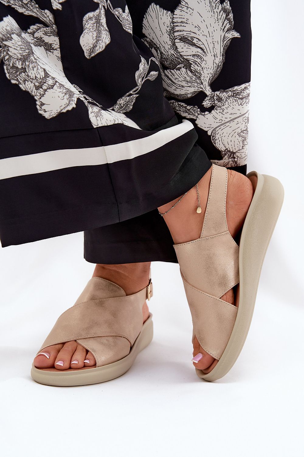 Buskin model 211362 Step in style