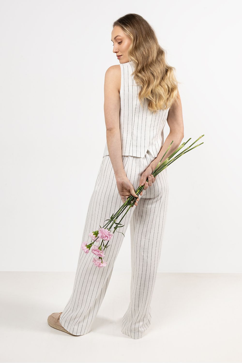 Women trousers model 212188 awama