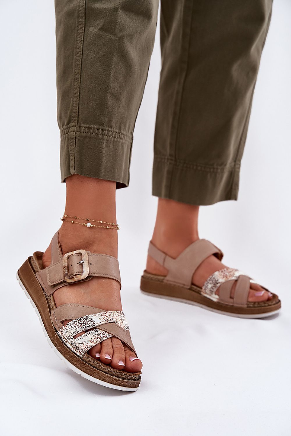Sandals model 215159 Step in style
