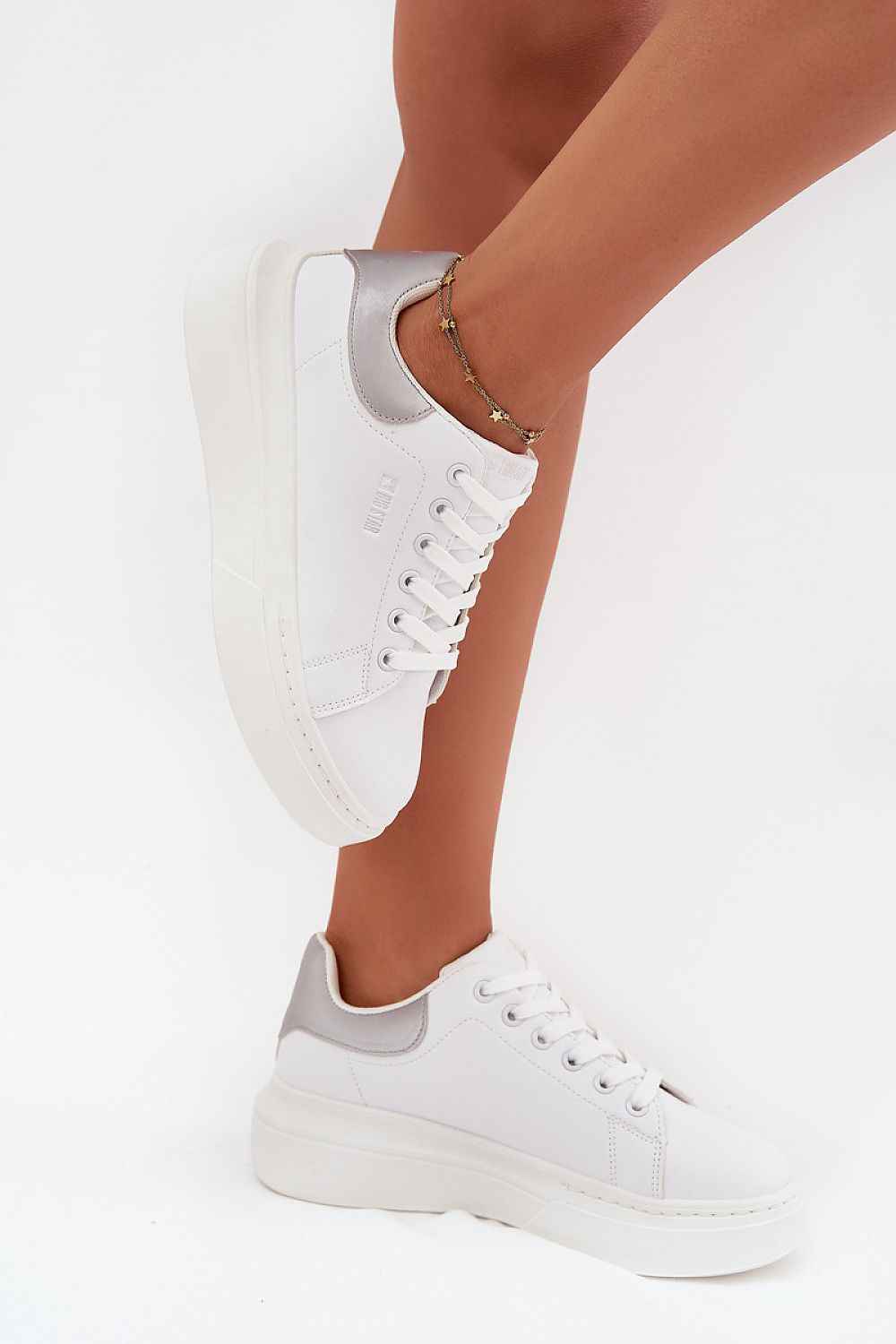 Sport Shoes model 216442