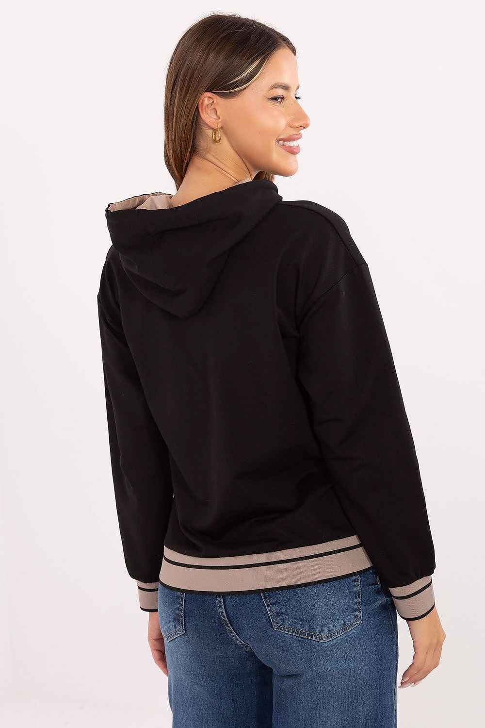 Sweatshirt model 217025